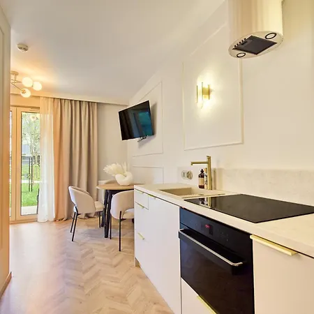 Prime Riverside In The Old Town Neighborhood , Private Garden Appartement *